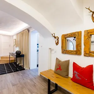 Altstadt Luxury Design Apartment